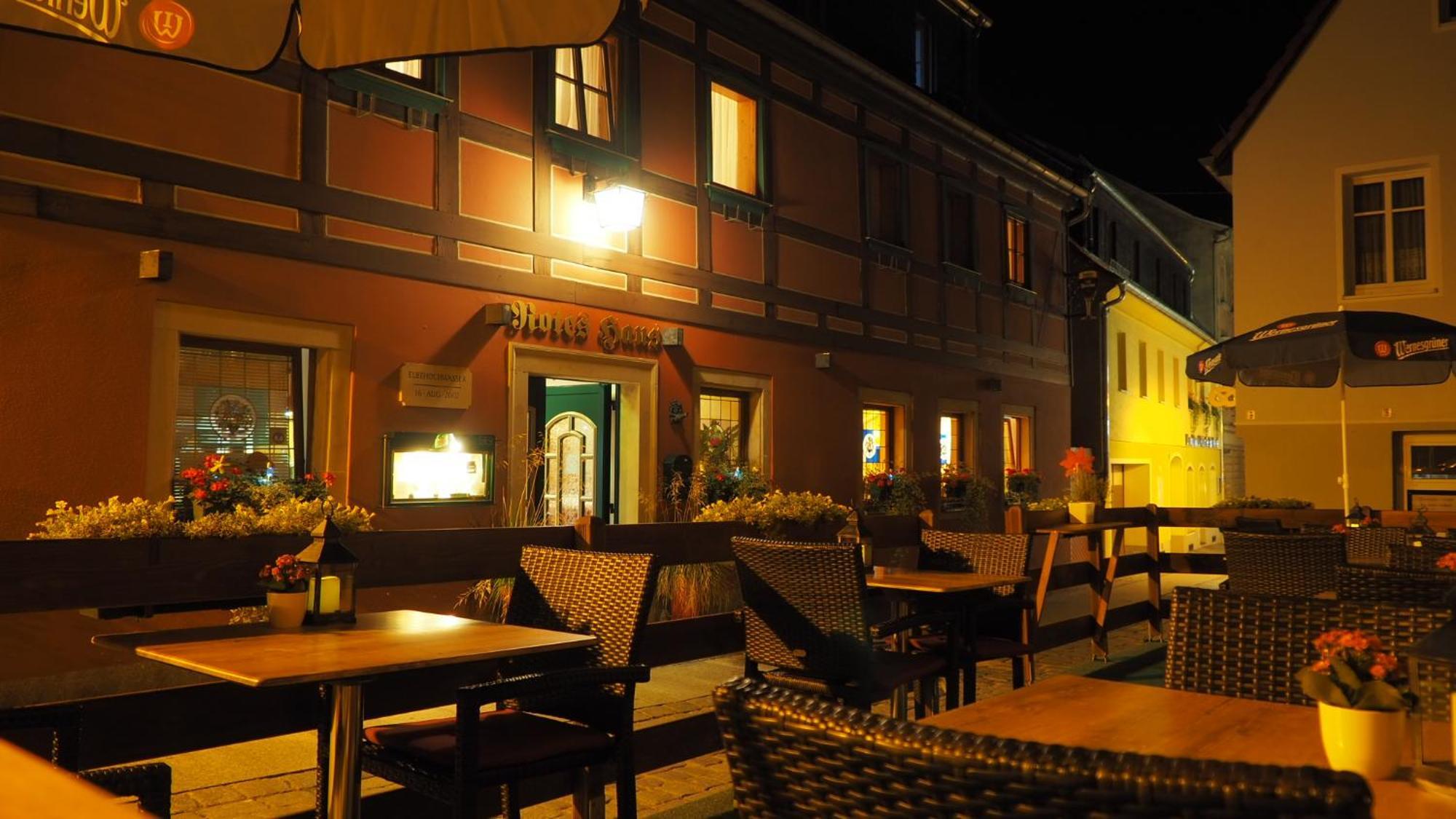 Gasthaus& Pension Zum Roten Haus Bad Schandau Exteriör bild