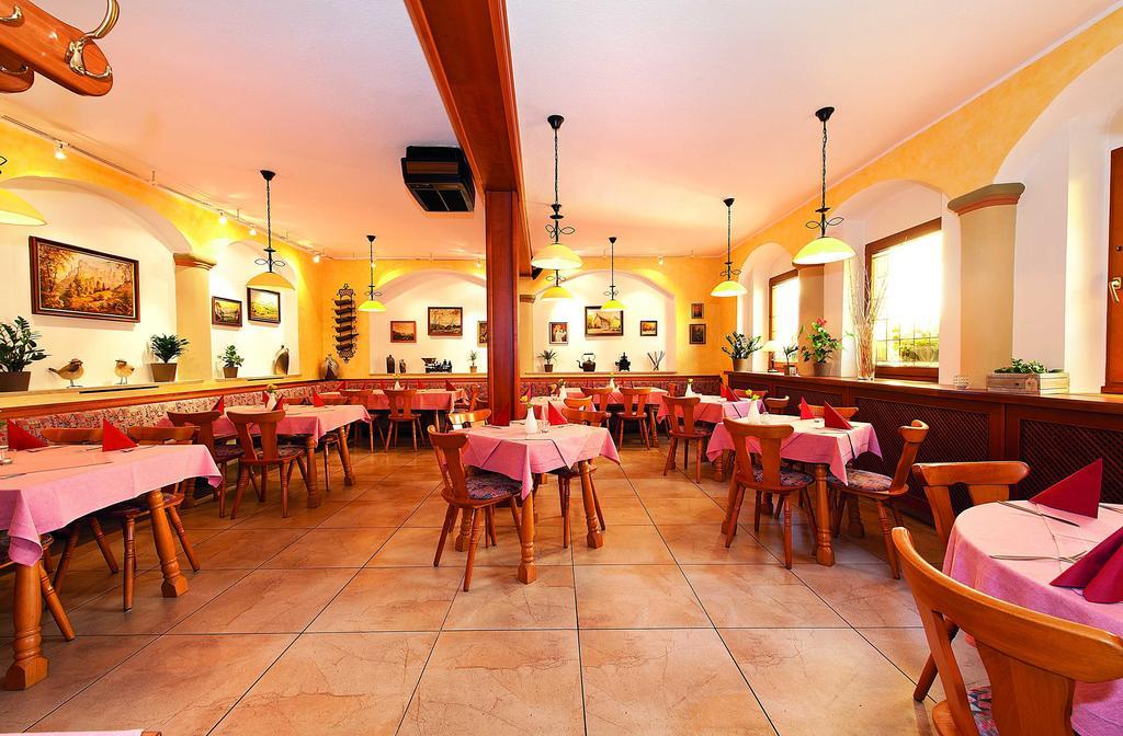 Gasthaus& Pension Zum Roten Haus Bad Schandau Exteriör bild